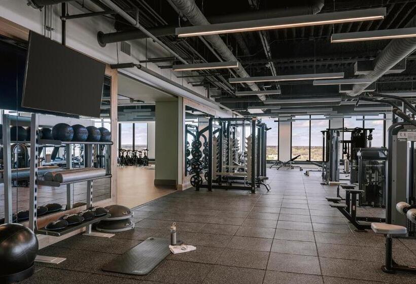 Sonder At North Loop Green