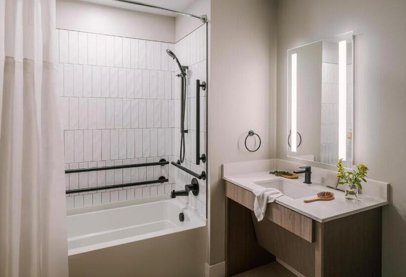 Sonder At North Loop Green