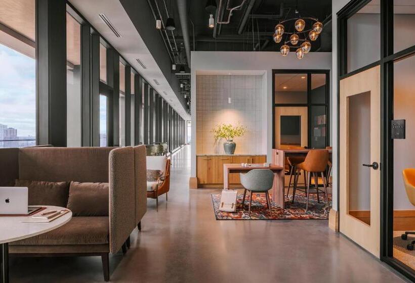 Sonder At North Loop Green