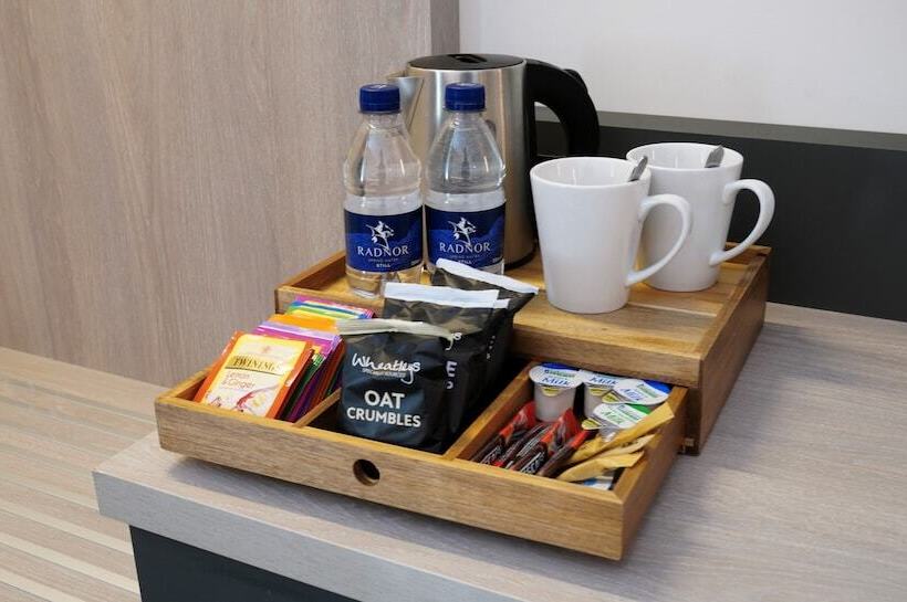 Southgate Hotel London