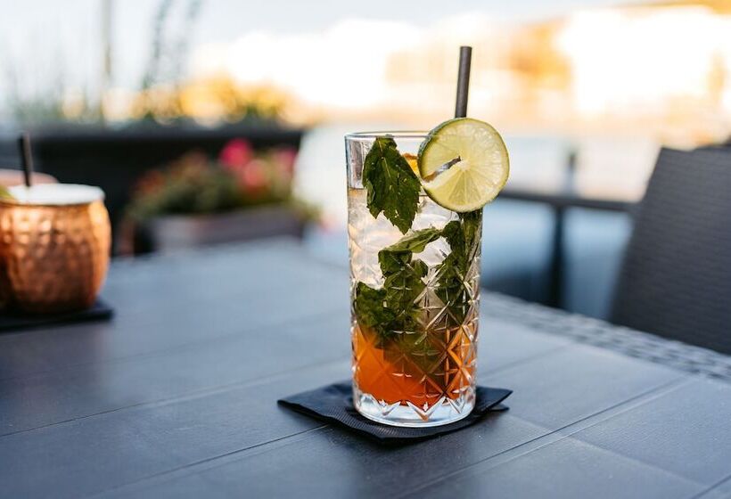 Southgate Hotel London