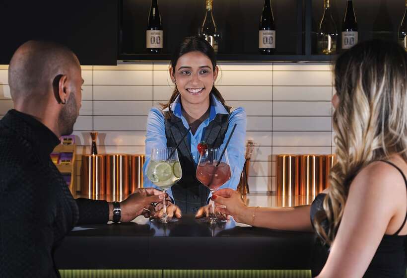 Southgate Hotel London