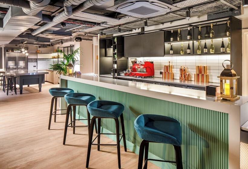 Southgate Hotel London