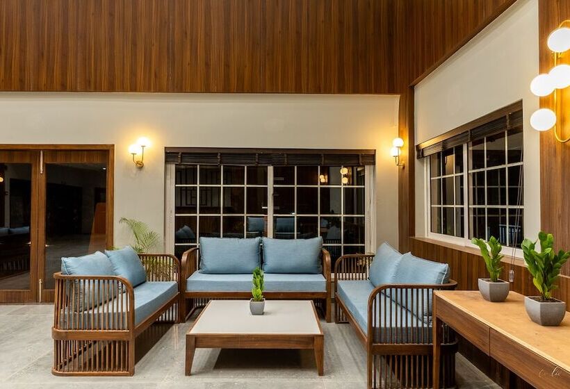 The Fern Wisteria Resort Dhari