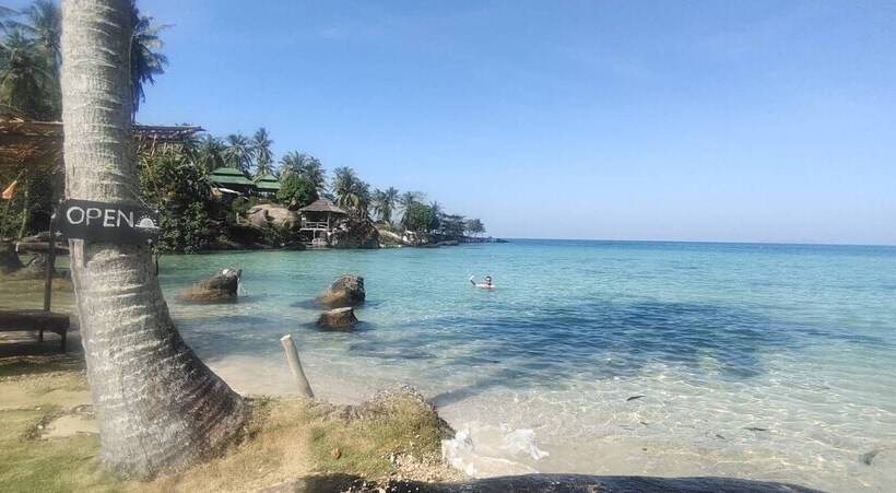 The Ngam Kho Resort