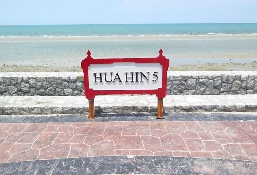 The Trust Huahin Condo Garden View By Dome