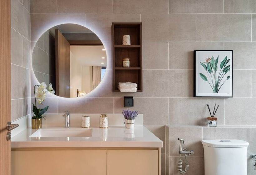 Tk Central Serviced Apartments