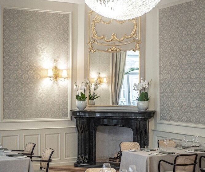 Unicus Palace Old Town Destigo Hotels