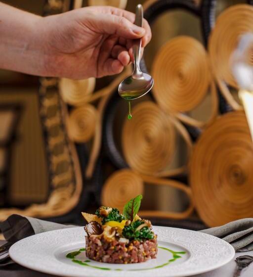 Unicus Palace Old Town Destigo Hotels