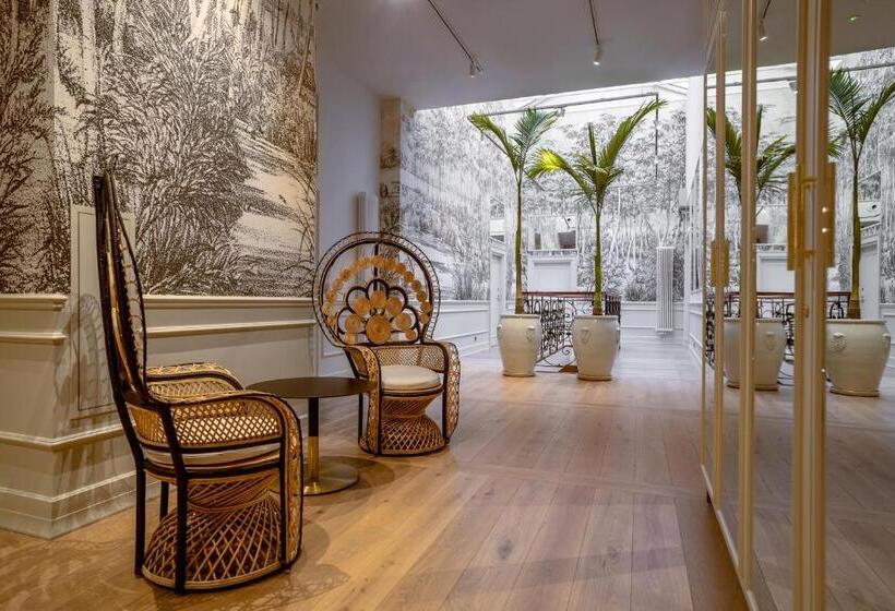 Unicus Palace Old Town   Destigo Hotels