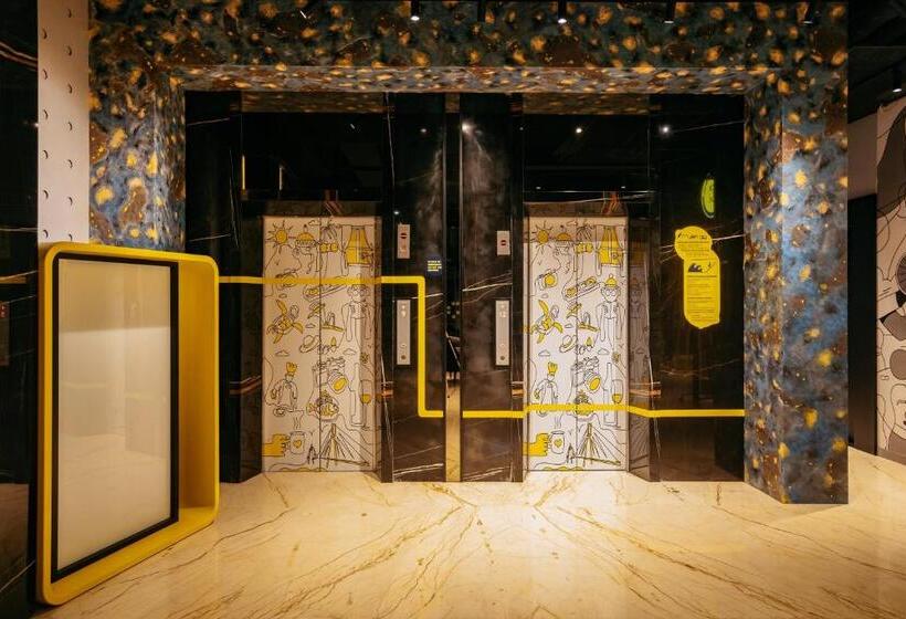 Yello Hotel Harbour Bay