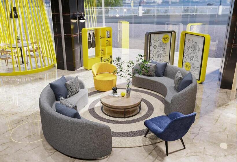 Yello Hotel Harbour Bay