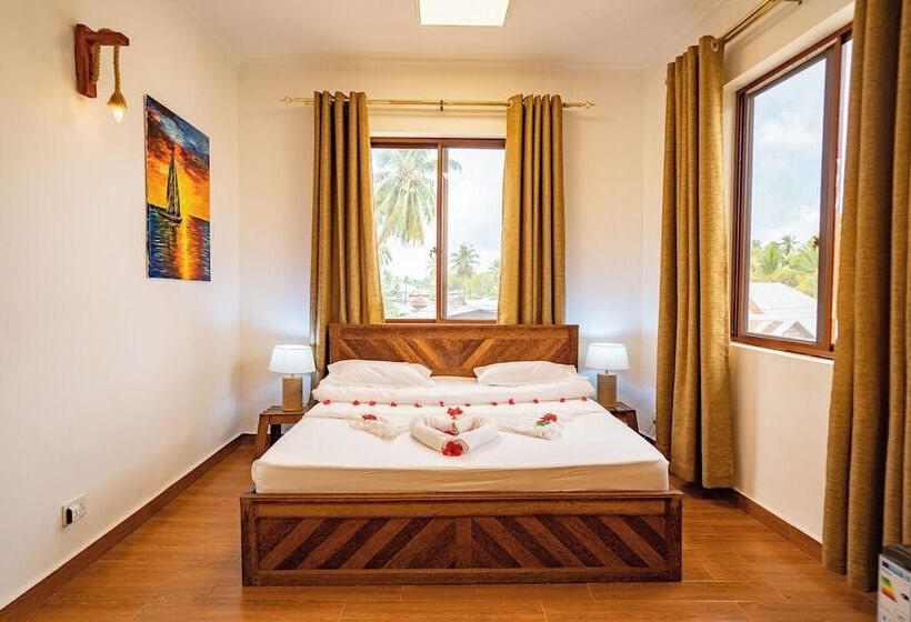 Aurora Beach Hotel Nungwi