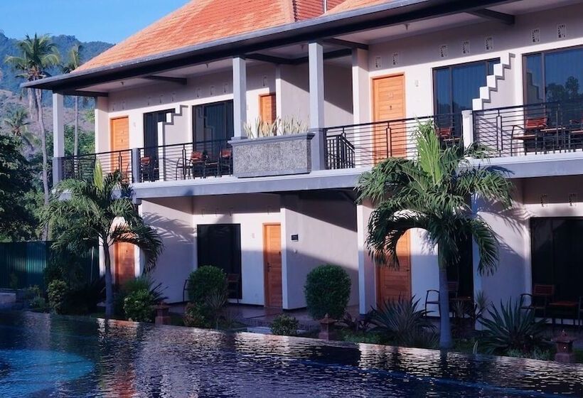 Avana Hotel & Dive Center Pemuteran