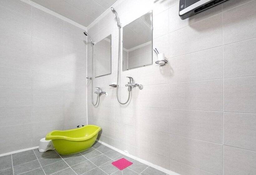 Ganhwa Badabae Beomseon Kids Pension