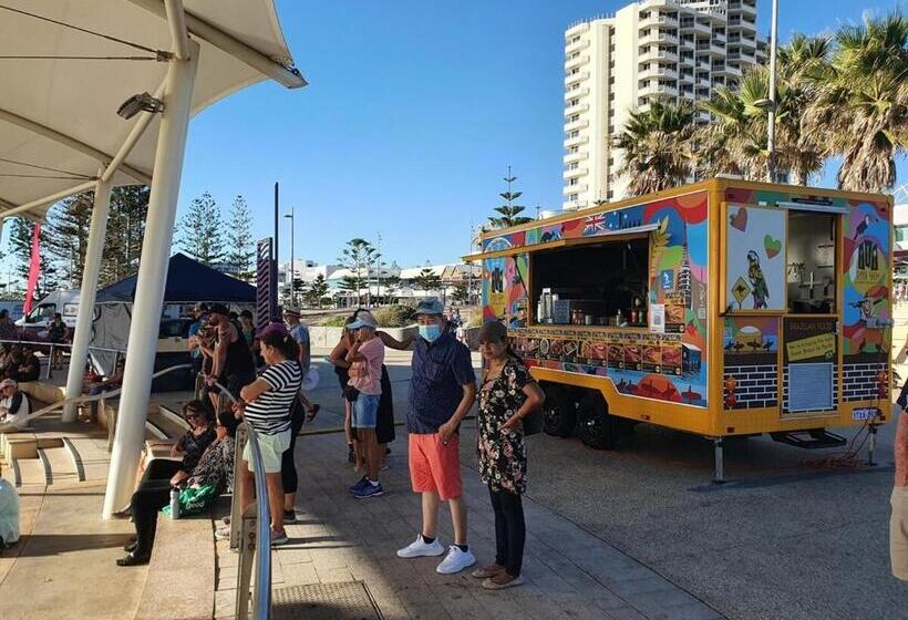 Coastal Oceanview 2bedrm 2bath Pool & Slide!