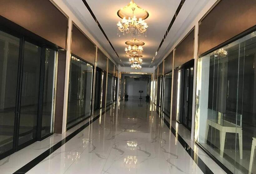 Hengly Mohasambath Hotel & Spa