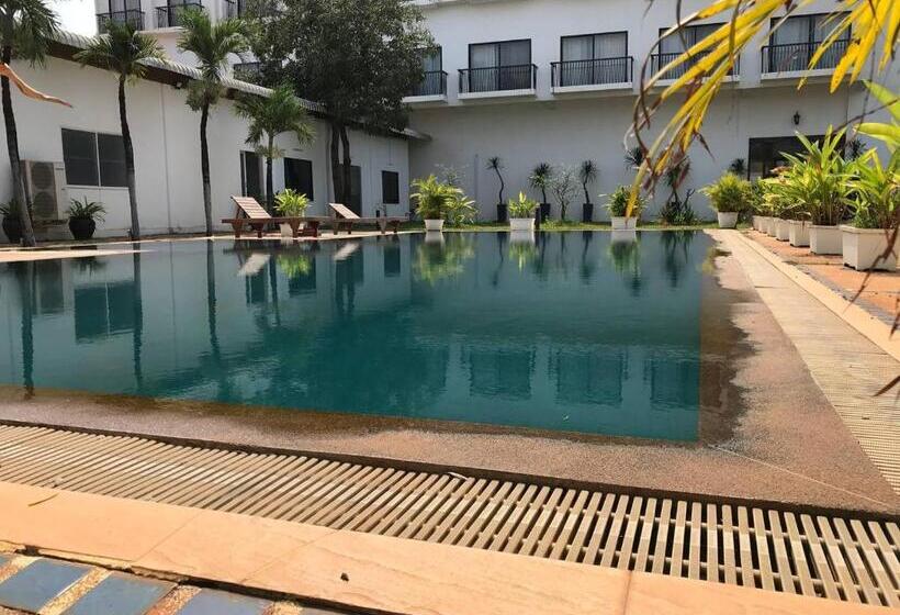 Hengly Mohasambath Hotel & Spa