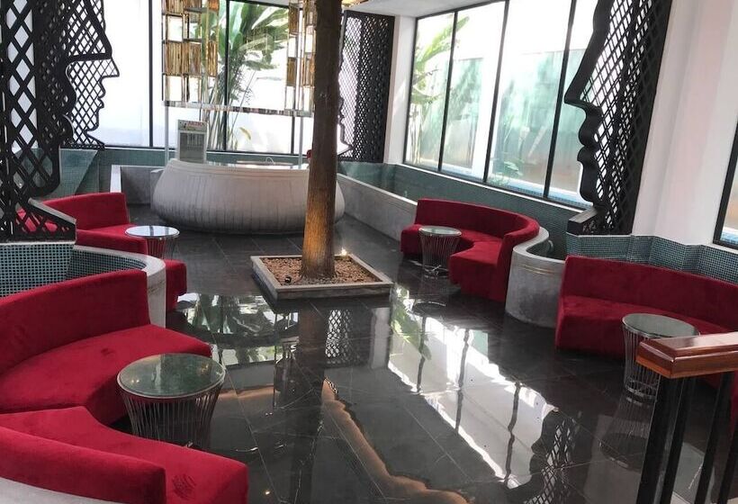 Hengly Mohasambath Hotel & Spa