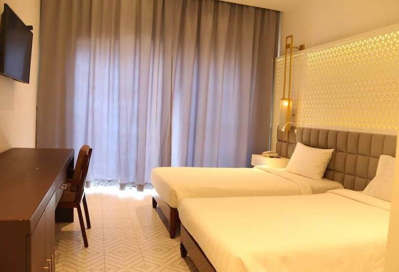 Hengly Mohasambath Hotel & Spa