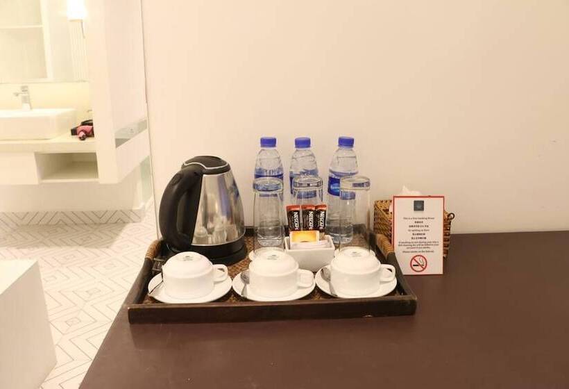 Hengly Mohasambath Hotel & Spa