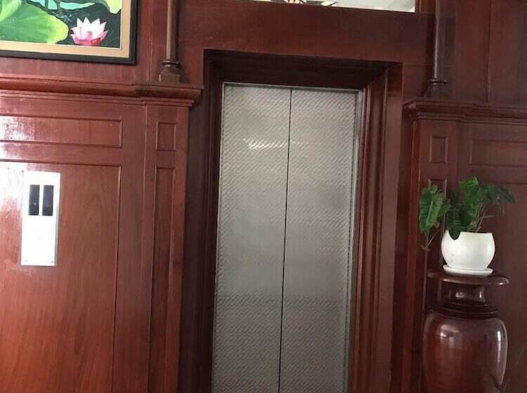 Hengly Mohasambath Hotel & Spa