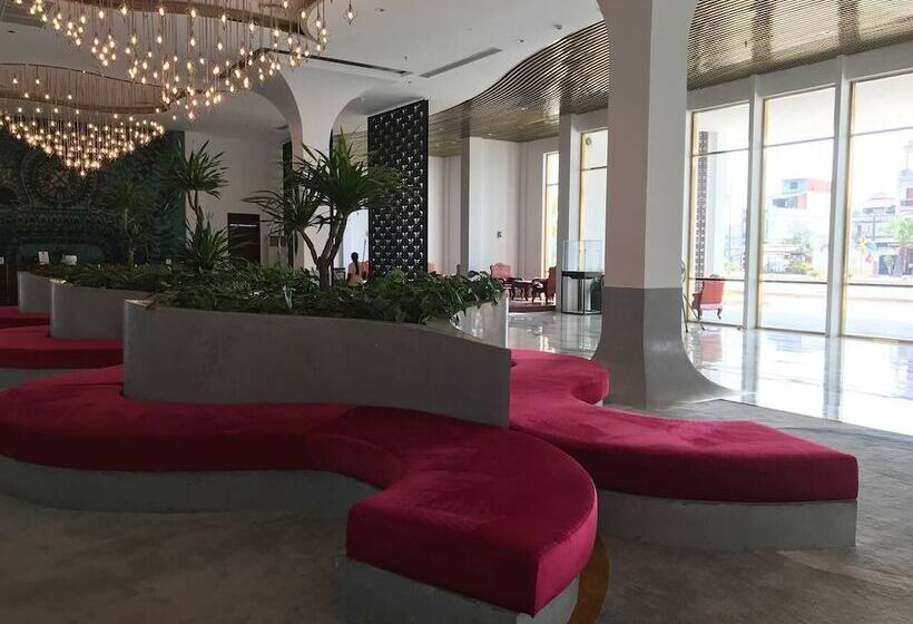 Hengly Mohasambath Hotel & Spa