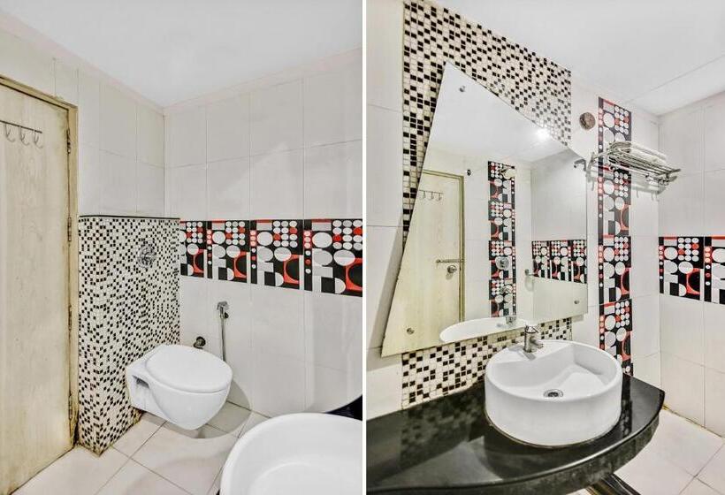 호텔 Crown Continental Near Sarai Rohilla Railway Station