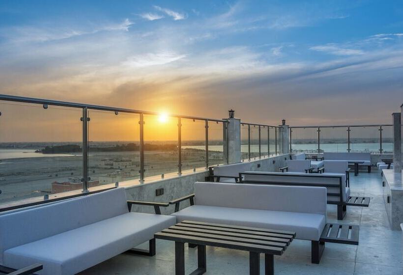 فندق Enala Alkhobar