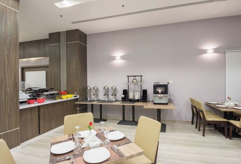 فندق Enala Alkhobar