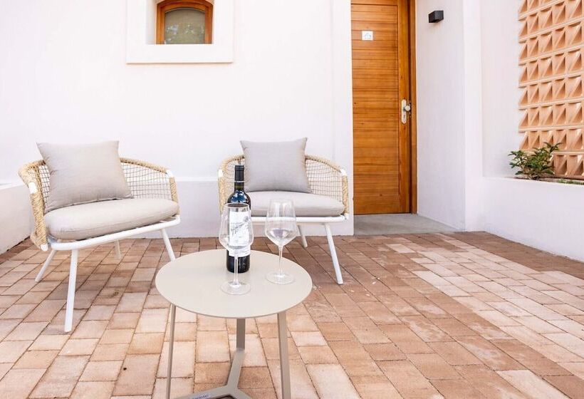 Отель Finca Calderón Enoresort