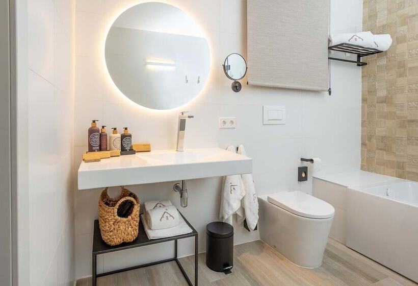 Отель Finca Calderón Enoresort