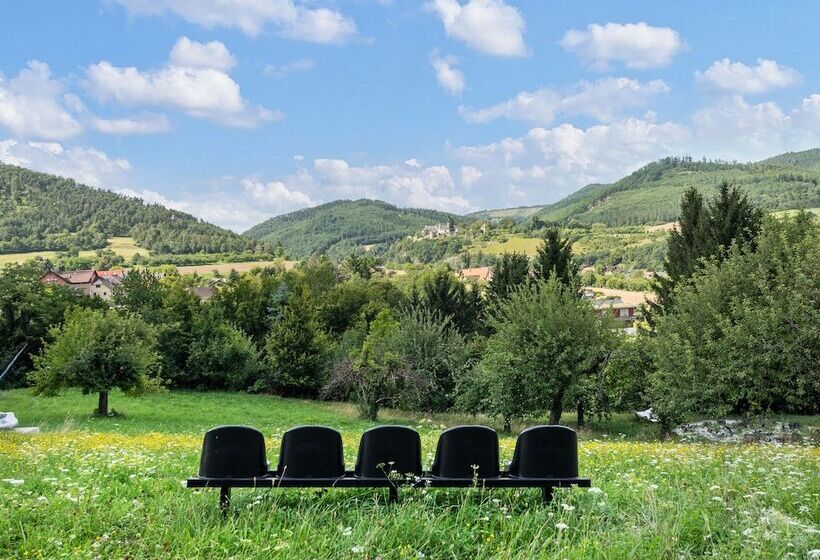 בית מלון כפרי La Petite Ivy, Trenninghof 1302   Managed By Sky9 Apartments