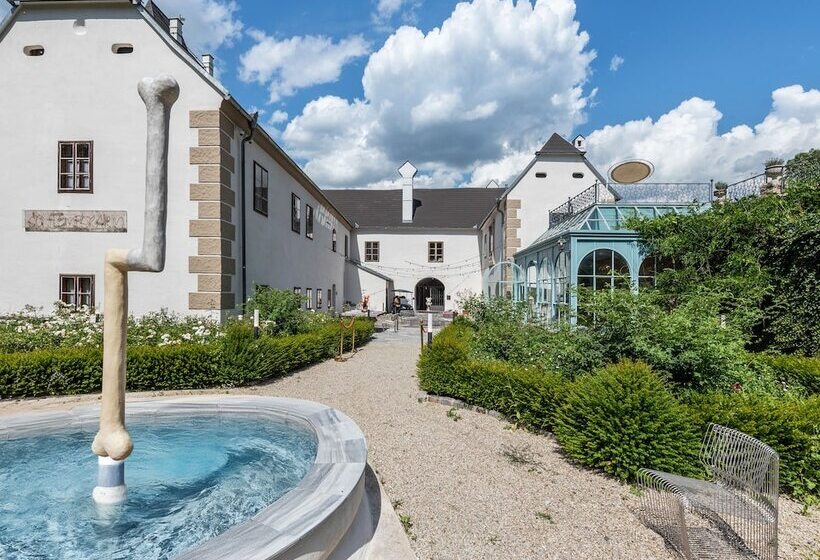 בית מלון כפרי La Petite Ivy, Trenninghof 1302   Managed By Sky9 Apartments