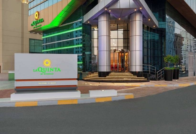 فندق La Quinta By Wyndham Abu Dhabi Al Wahda
