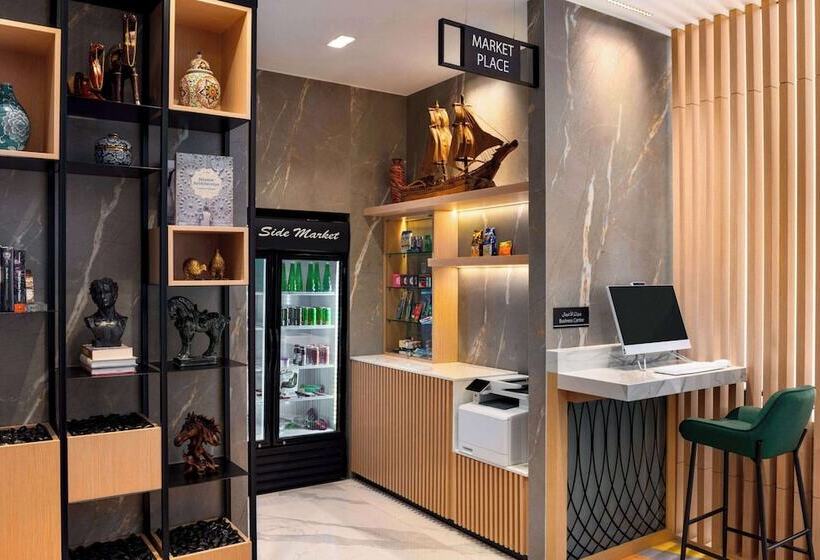 فندق La Quinta By Wyndham Abu Dhabi Al Wahda