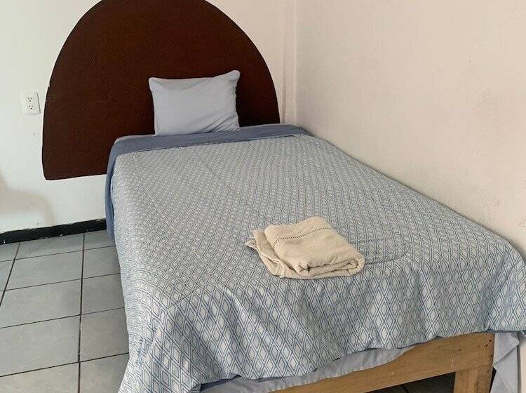 בית מלון כפרי Puerto Real Suite