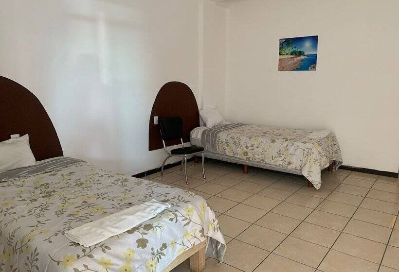 בית מלון כפרי Puerto Real Suite