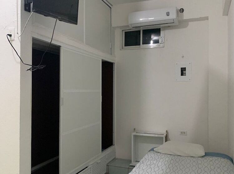 בית מלון כפרי Puerto Real Suite