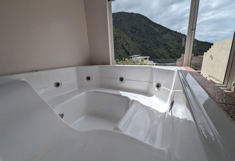 ホテル Shannon 360