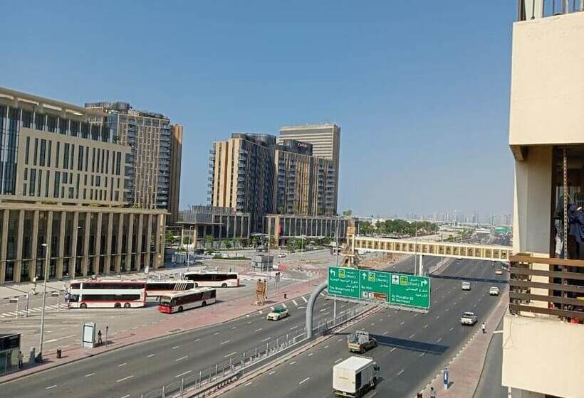 Отель Silver Sand