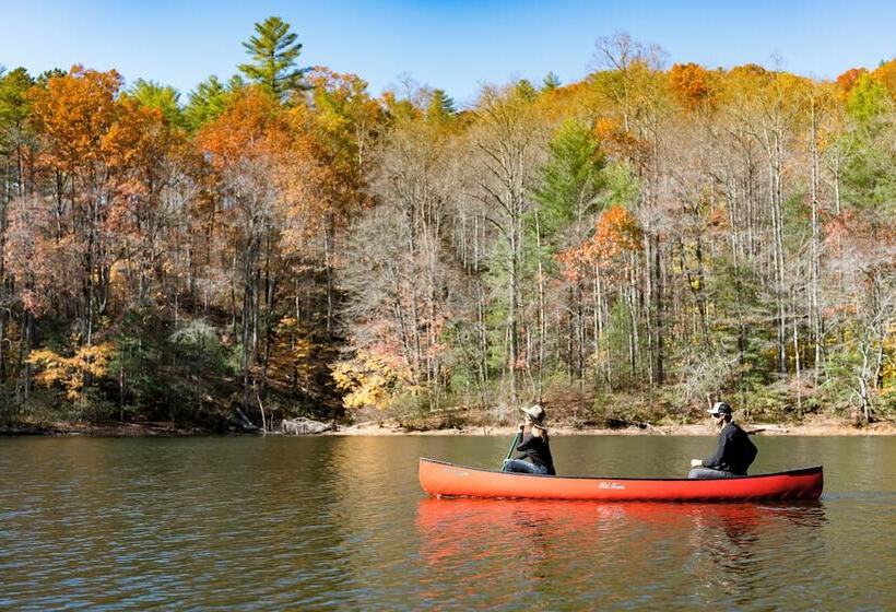 ホテル Snowbird Mountain Lodge