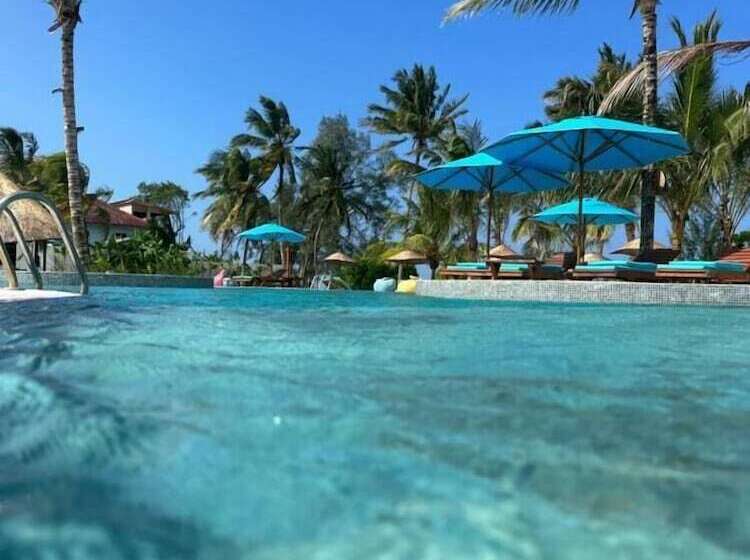 فندق Turkuaz Beach