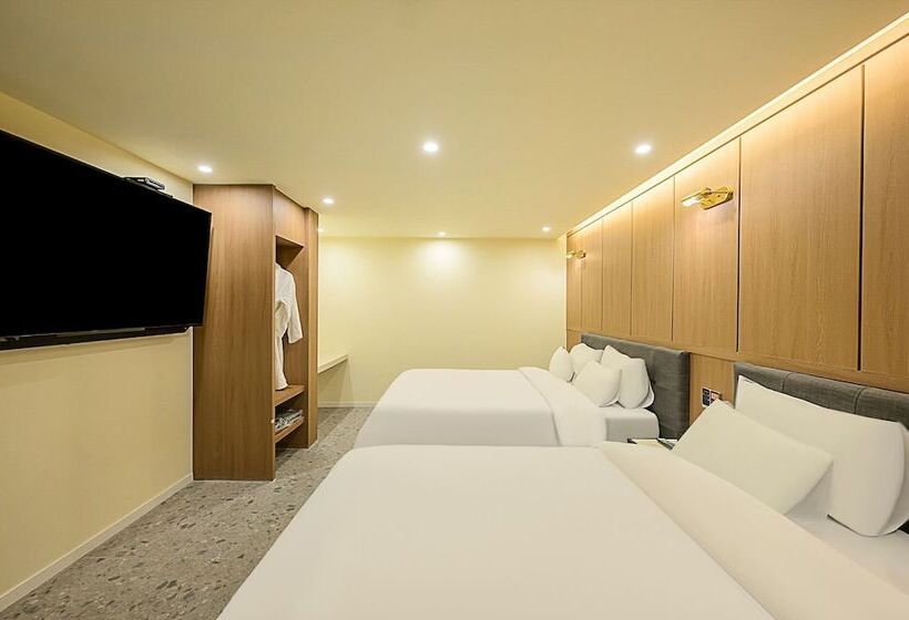 Mokpo H Avenue Hotel Peace Plaza