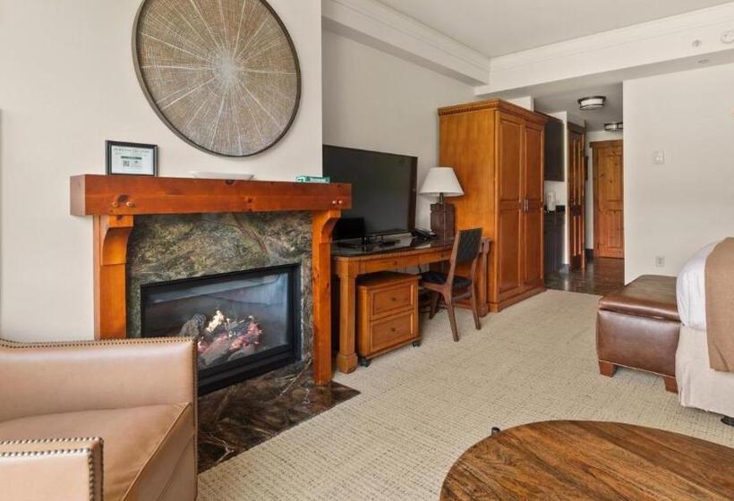 استراحتگاه 319 Lodge At Spruce Peak Ski In Ski In Ski Out King Studio