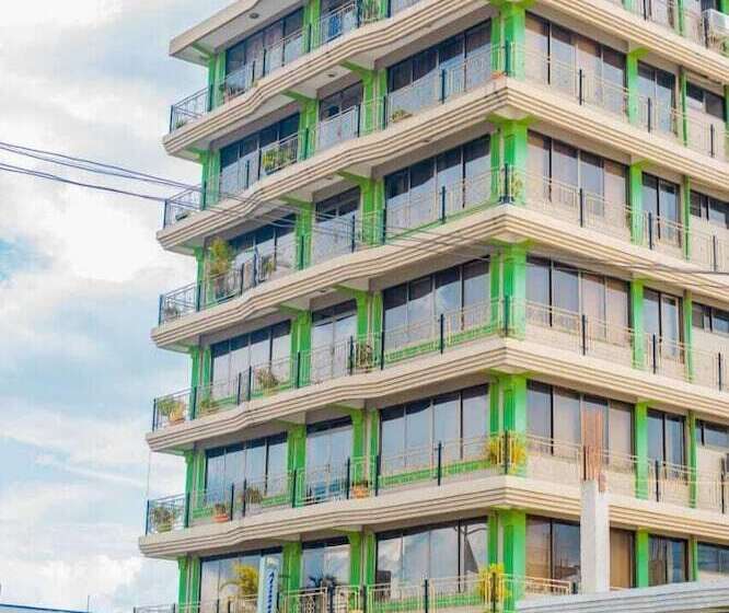 Alexander Hotel & Tours