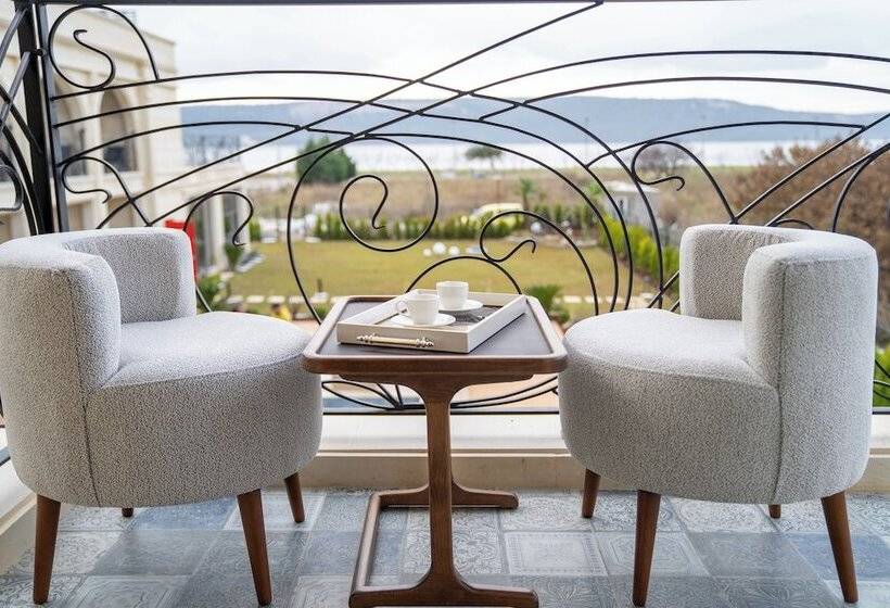 تختخواب و صبحانه Monalisa Hotels çanakkale