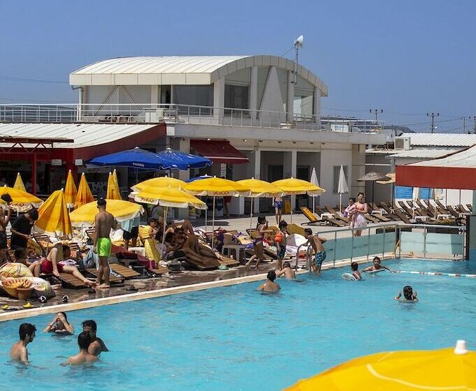تختخواب و صبحانه Monalisa Hotels çanakkale