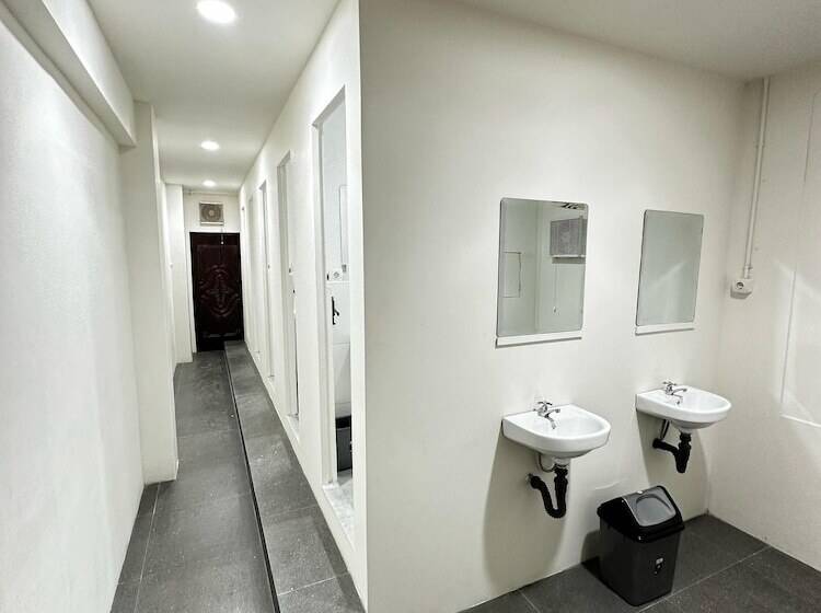 Dosare Hotel Malioboro