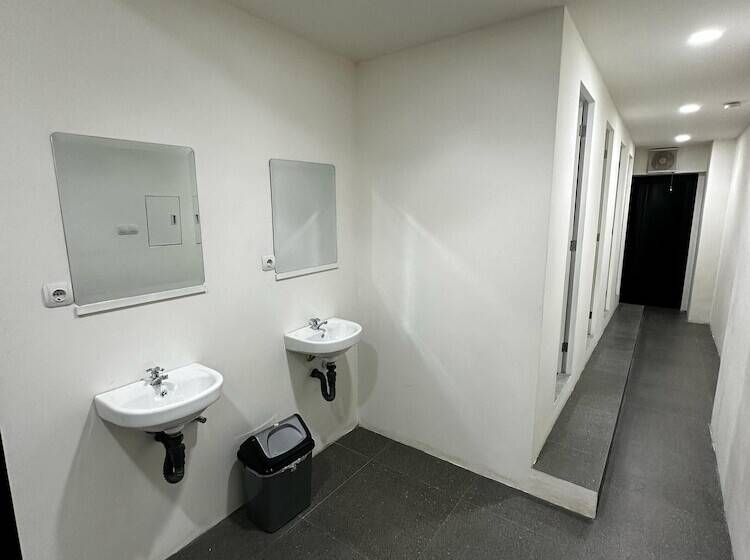 Dosare Hotel Malioboro